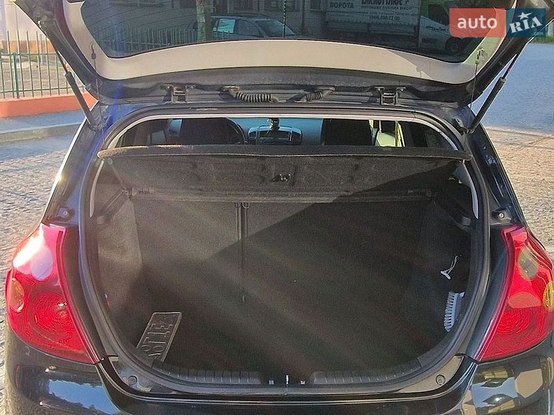 Хетчбек Kia Ceed 2008 в Ужгороді