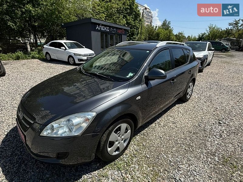Универсал Kia Ceed 2009 в Полтаве