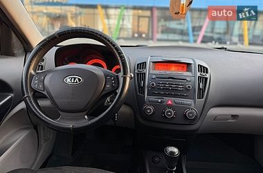 Хетчбек Kia Ceed 2008 в Києві