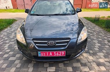 Универсал Kia Ceed 2010 в Полтаве