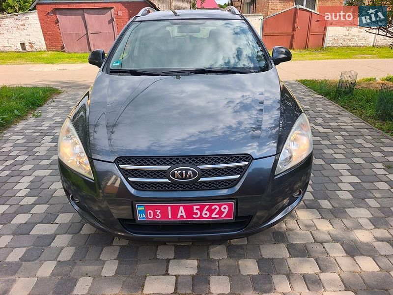 Универсал Kia Ceed 2010 в Полтаве
