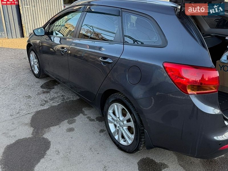 Универсал Kia Ceed 2013 в Киеве
