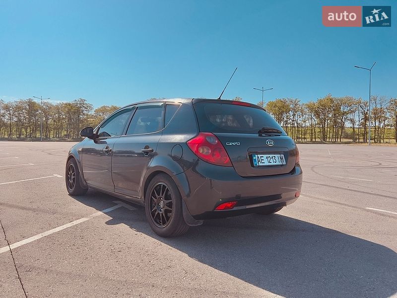 Хэтчбек Kia Ceed 2008 в Днепре фото 8 Хэтчбек Kia Ceed 2008 в Днепре
