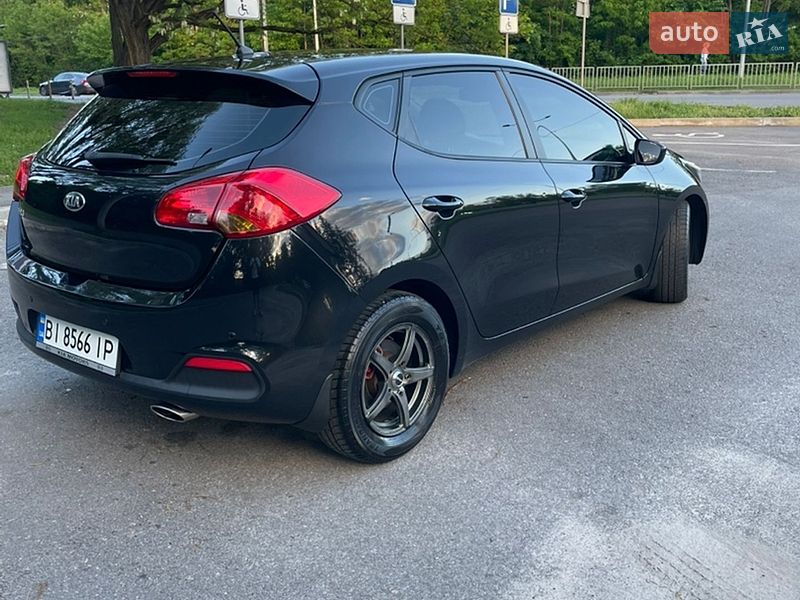 Хэтчбек Kia Ceed 2013 в Полтаве