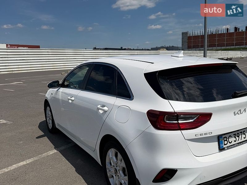 Хетчбек Kia Ceed 2022 в Львові