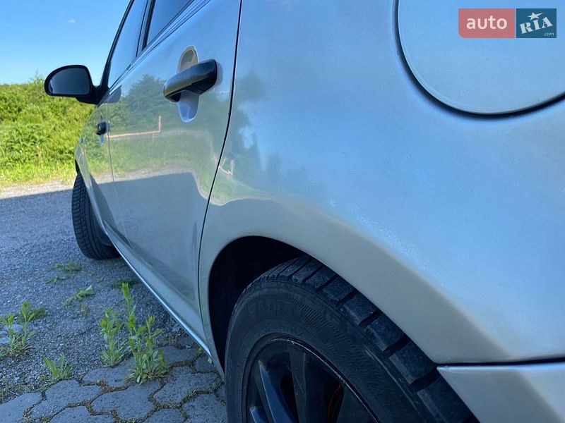 Хэтчбек Kia Ceed 2007 в Ярмолинцах