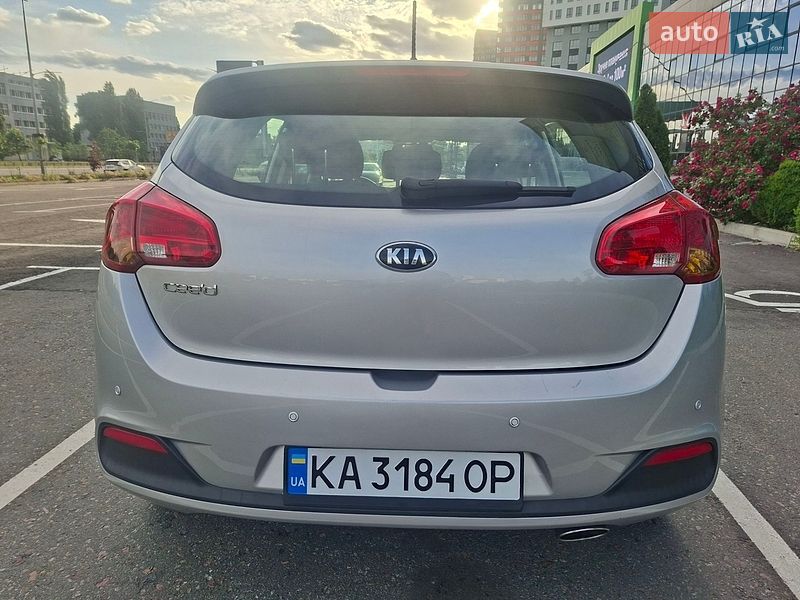 Хэтчбек Kia Ceed 2013 в Киеве
