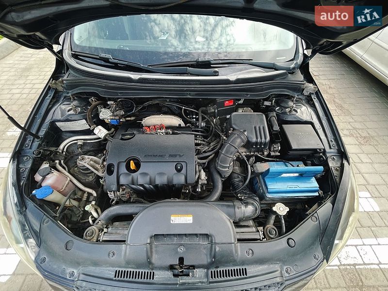 Хэтчбек Kia Ceed 2008 в Одессе