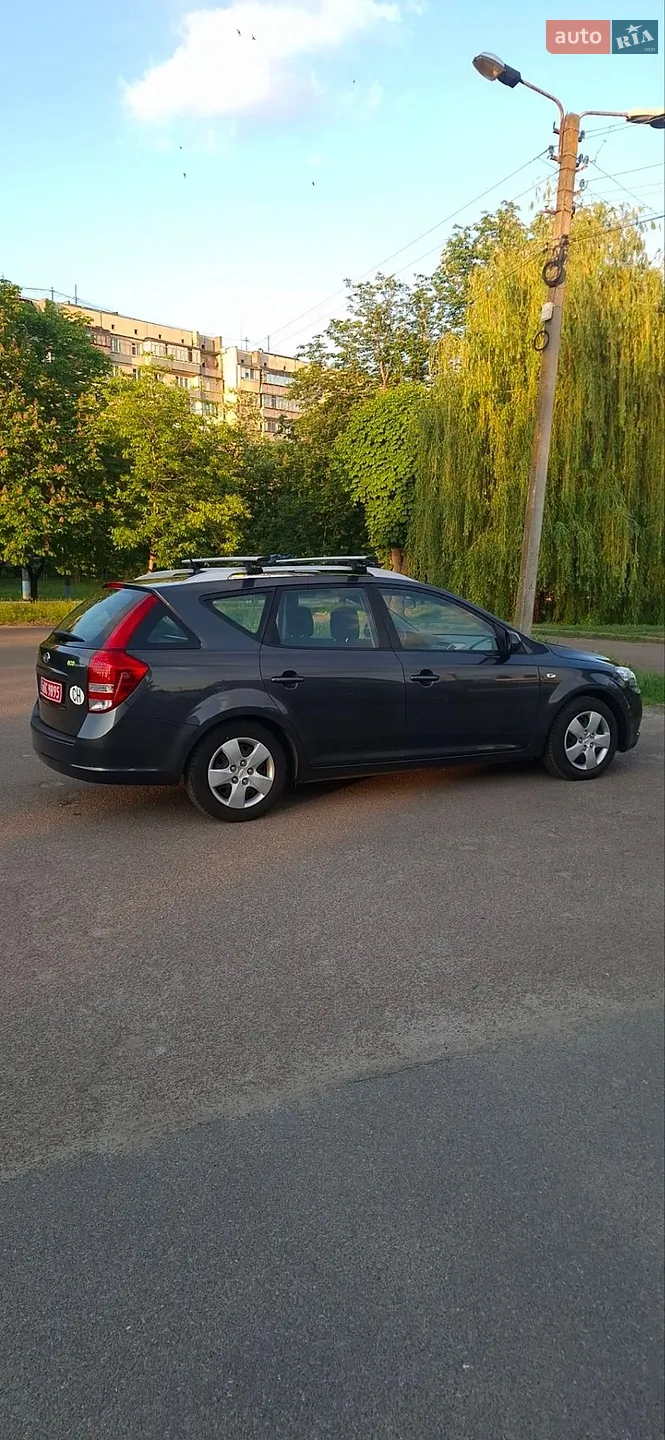 2011 Kia Cee'd - мініатюра 10
