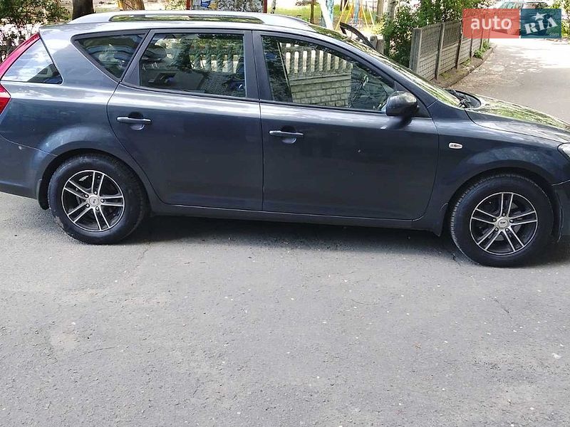 Универсал Kia Ceed 2009 в Днепре