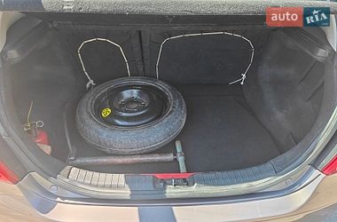 Хэтчбек Kia Ceed 2008 в Кривом Роге