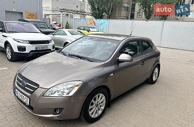 Хэтчбек Kia Ceed 2008 в Днепре