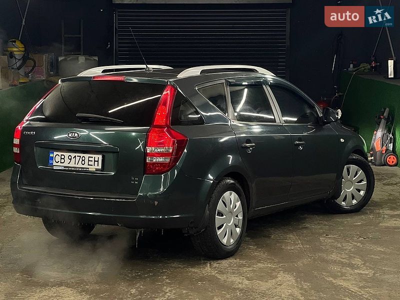 Универсал Kia Ceed 2009 в Киеве