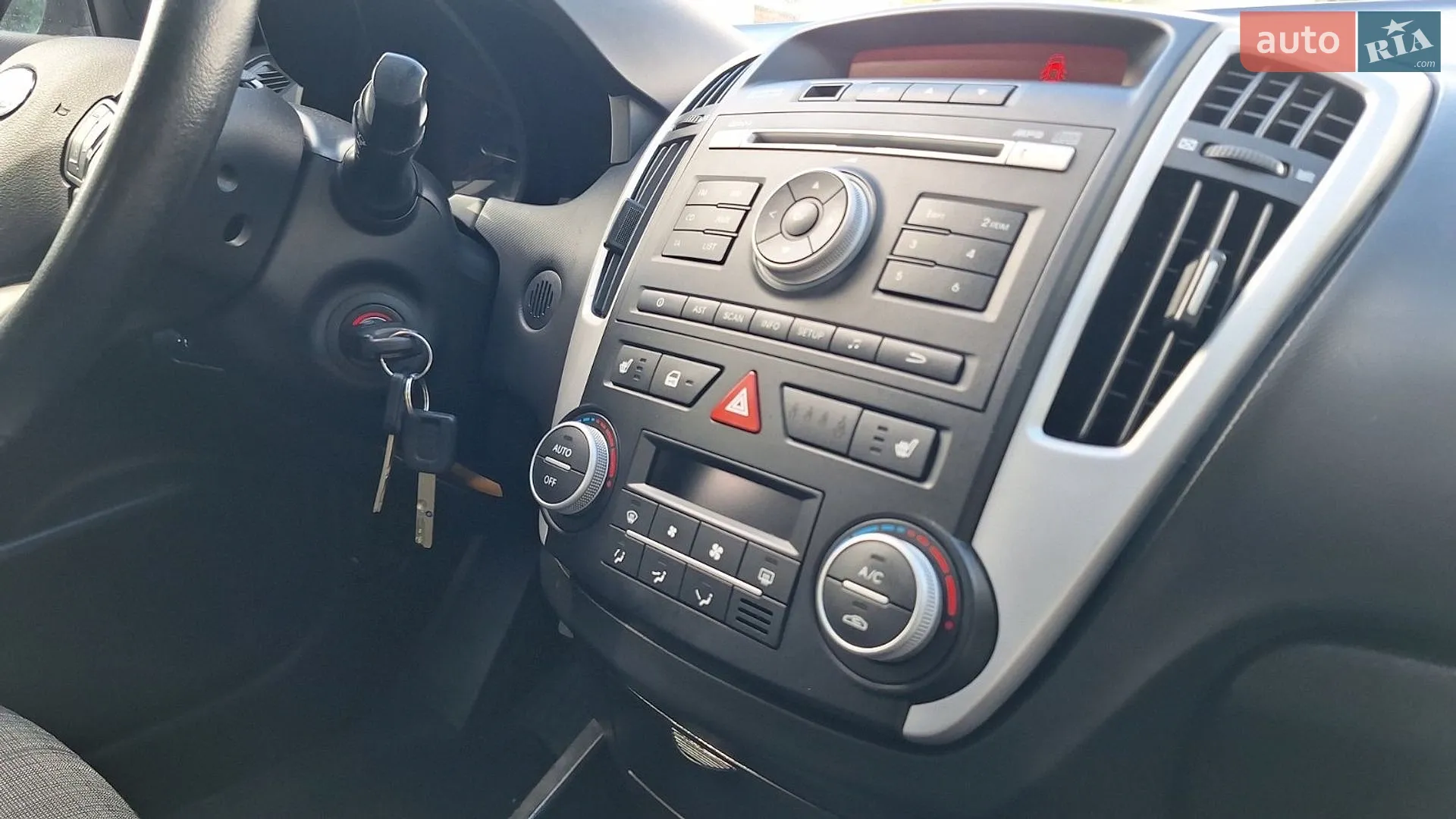 2011 Kia Cee'd - мініатюра 38