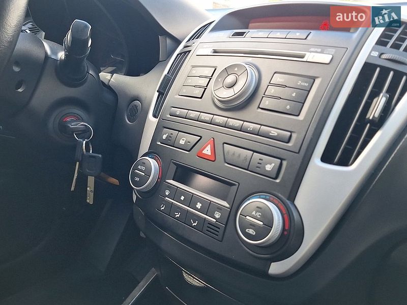 Универсал Kia Ceed 2011 в Виннице