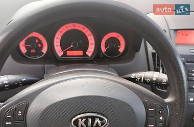 Хэтчбек Kia Ceed 2007 в Полтаве