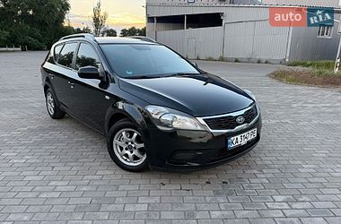 Універсал Kia Ceed 2010 в Кривому Розі