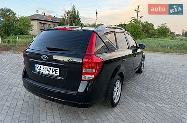 Універсал Kia Ceed 2010 в Кривому Розі