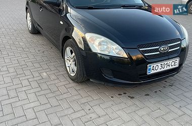 Хетчбек Kia Ceed 2007 в Ужгороді