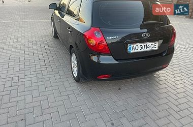 Хетчбек Kia Ceed 2007 в Ужгороді