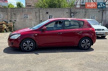 Хэтчбек Kia Ceed 2008 в Полтаве