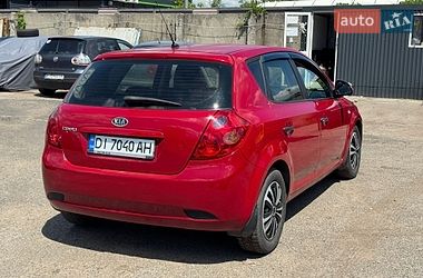 Хэтчбек Kia Ceed 2008 в Полтаве