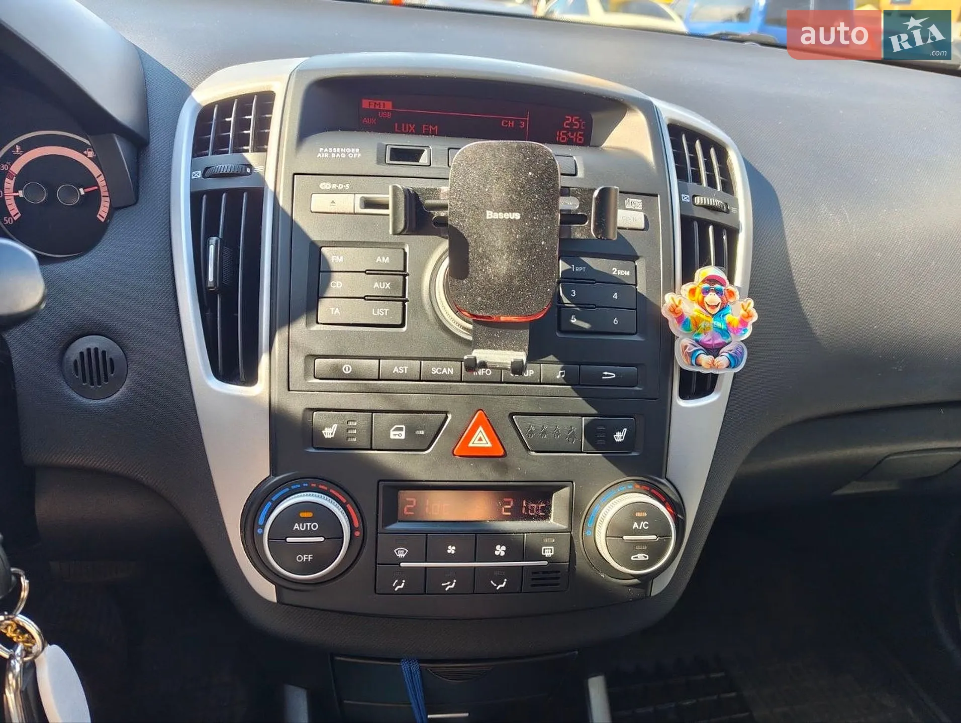 2010 Kia Cee'd - мініатюра 11