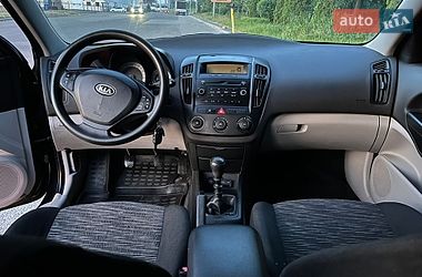 Хетчбек Kia Ceed 2008 в Києві