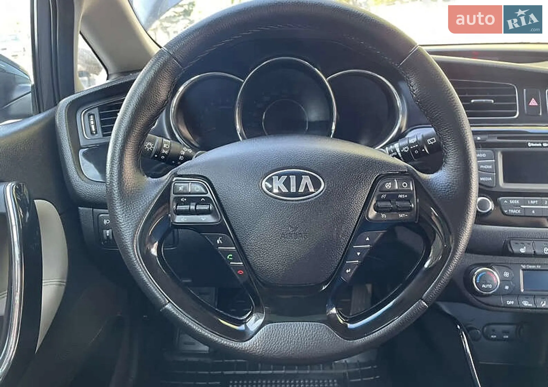 2013 Kia Cee'd - мініатюра 15