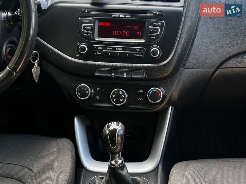 Хетчбек Kia Ceed 2012 в Запоріжжі