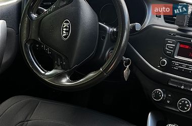 Хетчбек Kia Ceed 2012 в Запоріжжі