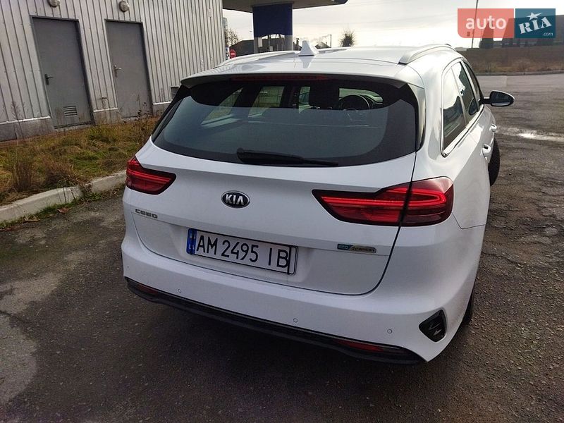 Универсал Kia Ceed 2021 в Звягеле