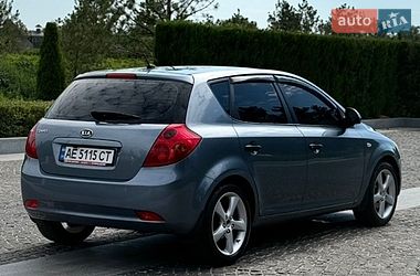 Хэтчбек Kia Ceed 2007 в Днепре фото 6 Хэтчбек Kia Ceed 2007 в Днепре