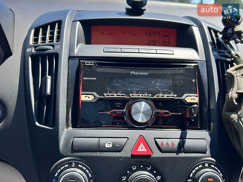 Хетчбек Kia Ceed 2007 в Кривому Розі фото 4 Хетчбек Kia Ceed 2007 в Кривому Розі