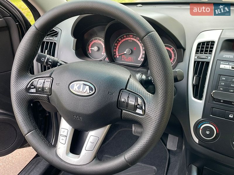 Универсал Kia Ceed 2012 в Житомире