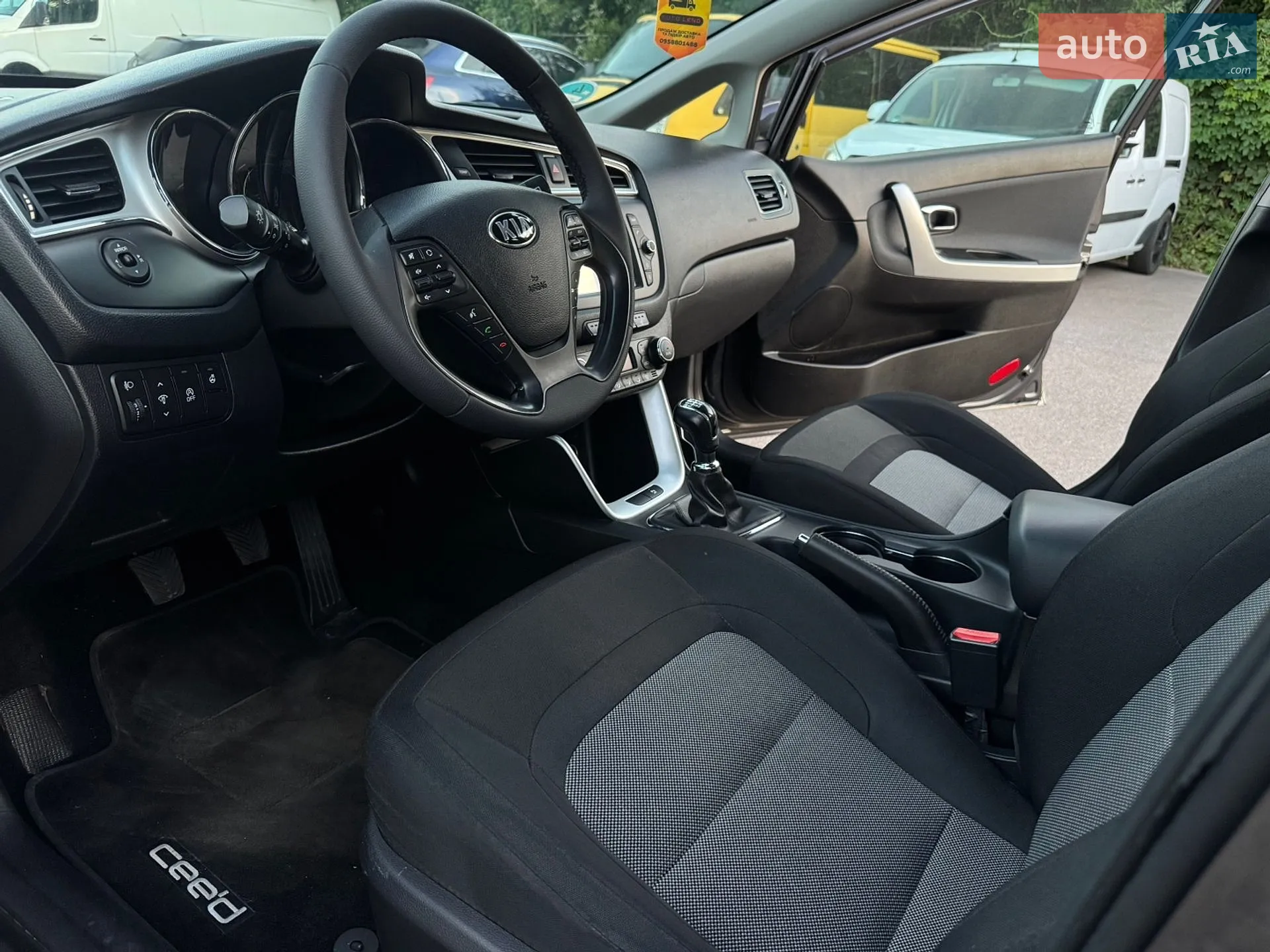 2017 Kia Cee'd - мініатюра 15