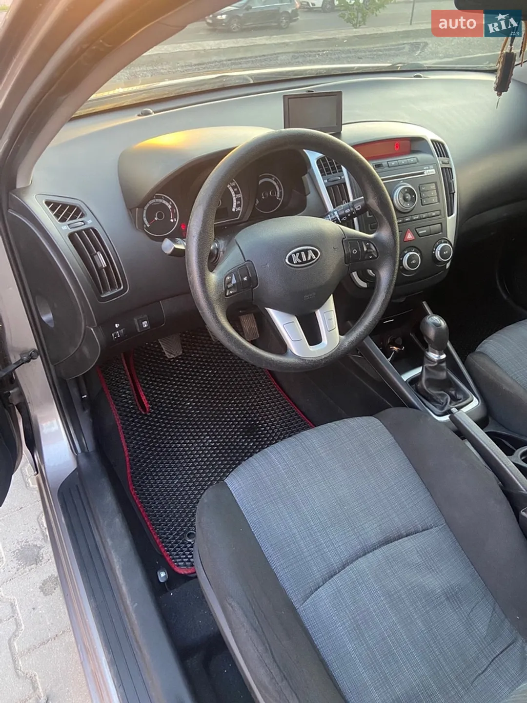 2012 Kia Cee'd - мініатюра 24