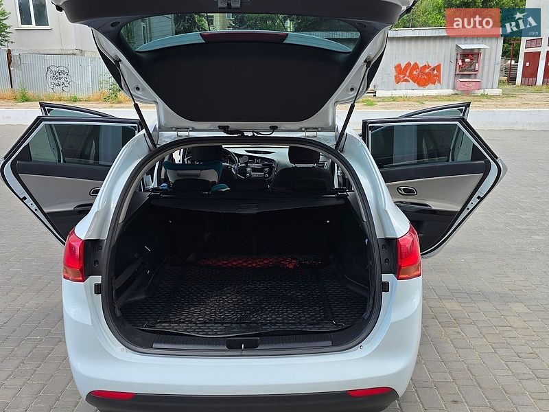 Універсал Kia Ceed 2013 в Одесі