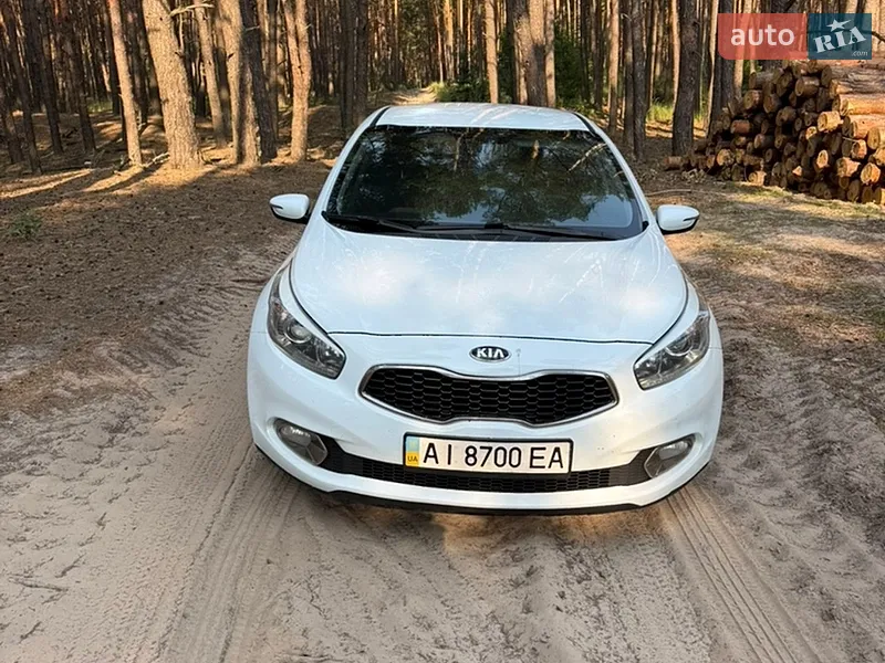 Kia Ceed 2012 VIN U5YHB816ACL224623 фото оголошення 18 з 41