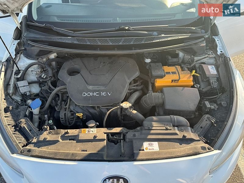 Хэтчбек Kia Ceed 2012 в Киеве