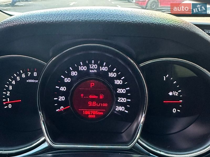 Хэтчбек Kia Ceed 2012 в Киеве