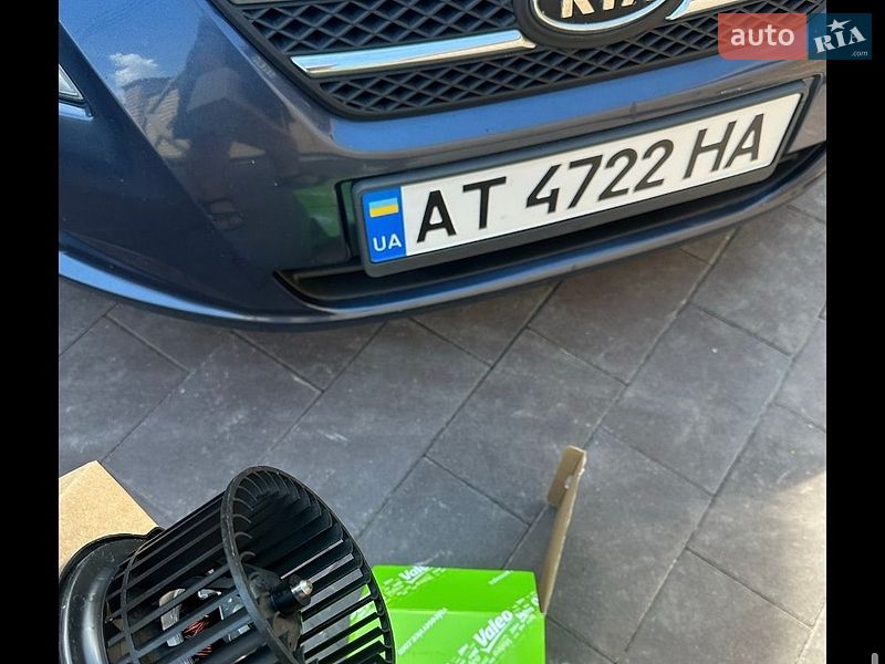 Хэтчбек Kia Ceed 2008 в Ивано-Франковске