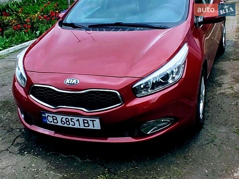 Универсал Kia Ceed 2013 в Борзне