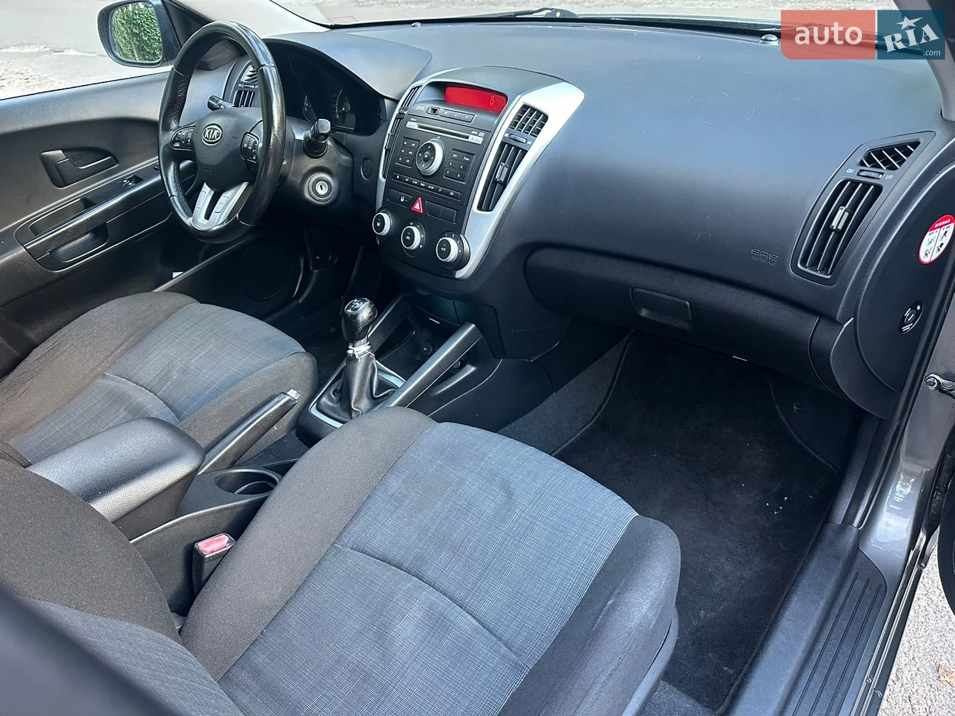 2010 Kia Cee'd - мініатюра 9