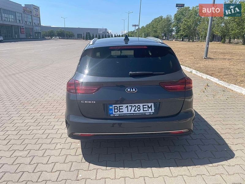 Универсал Kia Ceed 2021 в Николаеве