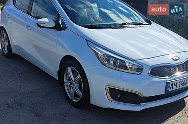 Хэтчбек Kia Ceed 2016 в Звягеле
