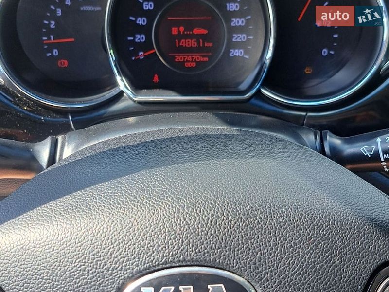Хэтчбек Kia Ceed 2016 в Звягеле