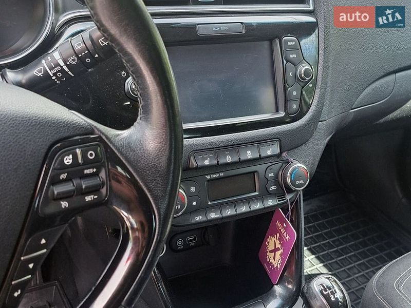 Хэтчбек Kia Ceed 2016 в Звягеле