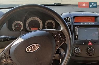 Хэтчбек Kia Ceed 2008 в Киеве