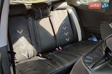 Хэтчбек Kia Ceed 2008 в Киеве